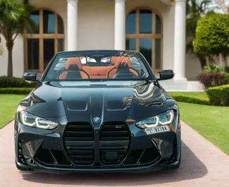 Vooraanzicht van een huurauto BMW M4 Competition in Dubai, Verenigde Arabische Emiraten ✓ Auto #13379. ✓ Transmissie Automatisch TM ✓ 0 beoordelingen.