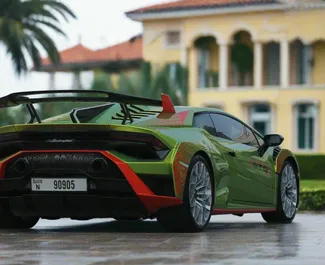 Verhuur Lamborghini Huracan STO. Luxe Auto te huur in de VAE ✓ Borg van Borg van 2500 AED ✓ Verzekeringsmogelijkheden TPL.
