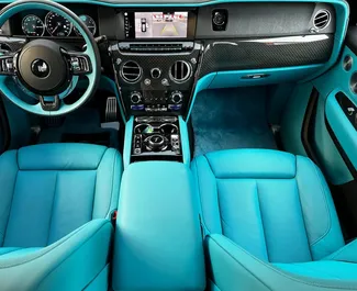 Autohuur Rolls-Royce Cullinan #13489 Automatisch in Dubai, uitgerust met 6,0L motor ➤ Van Mohammad in de VAE.