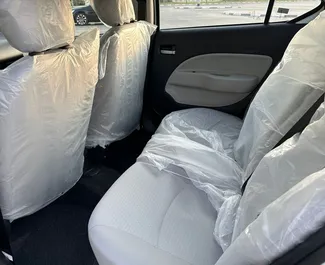 Verhuur Mitsubishi Attrage. Economy Auto te huur in de VAE ✓ Borg van Borg van 2500 AED ✓ Verzekeringsmogelijkheden TPL.