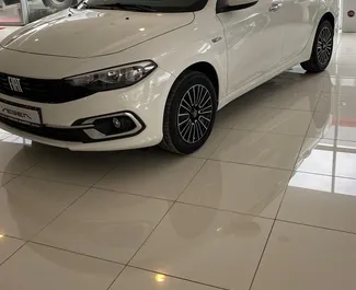 Autohuur Fiat Egea 2023 in in Turkije, met Benzine brandstof en 90 pk ➤ Vanaf 31 USD per dag.