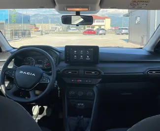 Verhuur Dacia Sandero Stepway. Economy, Comfort, Crossover Auto te huur in Albanië ✓ Borg van Zonder Borg ✓ Verzekeringsmogelijkheden TPL, CDW, SCDW, FDW, Diefstal, Buitenland, Jonge.