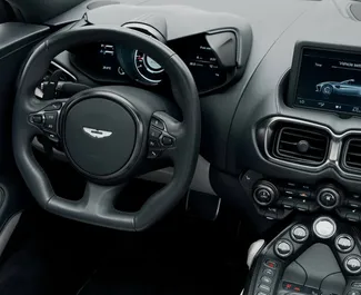Autohuur Aston Martin Vantage 2023 in in de VAE, met Benzine brandstof en 503 pk ➤ Vanaf 2800 AED per dag.