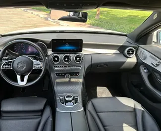 Autohuur Mercedes-Benz C300 Coupe #13461 Automatisch in Dubai, uitgerust met 2,0L motor ➤ Van Mohammad in de VAE.