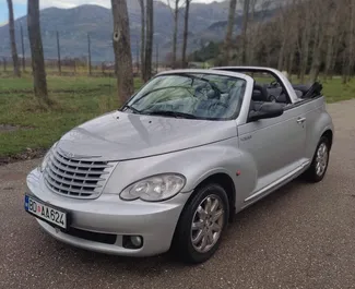 Vooraanzicht van een huurauto Chrysler PT Cruiser Сabrio in Budva, Montenegro ✓ Auto #4141. ✓ Transmissie Automatisch TM ✓ 0 beoordelingen.