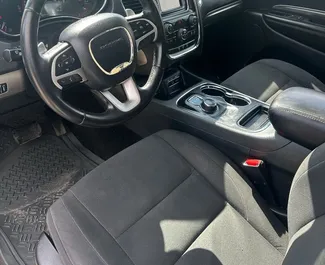 Benzine motor van 3,6L van Dodge Durango 2018 te huur in Tbilisi.