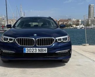 Verhuur BMW 530d. Comfort, Premium Auto te huur in Spanje ✓ Borg van Borg van 500 EUR ✓ Verzekeringsmogelijkheden TPL.