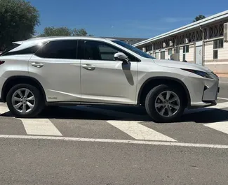 Verhuur Lexus RX 450. Premium Auto te huur in Spanje ✓ Borg van Borg van 1000 EUR ✓ Verzekeringsmogelijkheden TPL.