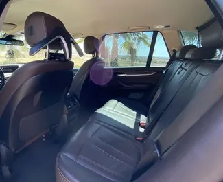 Verhuur BMW X5. Premium, Crossover Auto te huur in Spanje ✓ Borg van Borg van 2000 EUR ✓ Verzekeringsmogelijkheden TPL.