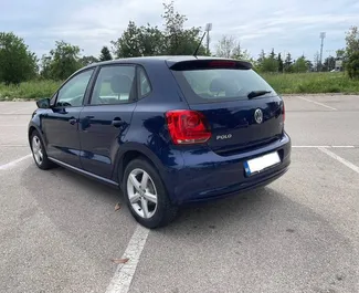 Autohuur Volkswagen Polo 2013 in in Montenegro, met Diesel brandstof en 75 pk ➤ Vanaf 15 EUR per dag.