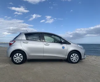 Autohuur Toyota Vitz #11209 Automatisch in Larnaca, uitgerust met 1,3L motor ➤ Van Maxim in Cyprus.