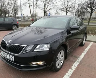 Skoda Octavia 2020 met Vooraandrijving systeem, beschikbaar in Minsk.