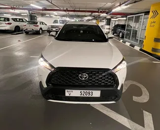 Autohuur Toyota Corolla Cross 2024 in in de VAE, met Benzine brandstof en 196 pk ➤ Vanaf 67 AED per dag.