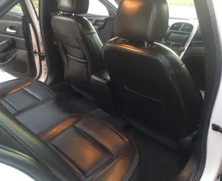 Chevrolet Malibu 2015 beschikbaar voor verhuur in Durrës, met een kilometerlimiet van onbeperkt.