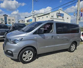 Hyundai Grand Starex 2019 met Aandrijving op alle wielen systeem, beschikbaar in Koetaisi.