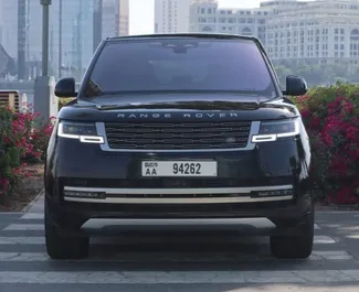 Vooraanzicht van een huurauto Land Rover Range Rover in Dubai, Verenigde Arabische Emiraten ✓ Auto #13630. ✓ Transmissie Automatisch TM ✓ 0 beoordelingen.