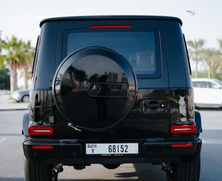 Verhuur Mercedes-Benz G63. Premium, Luxe, SUV Auto te huur in de VAE ✓ Borg van Borg van 2500 AED ✓ Verzekeringsmogelijkheden TPL.