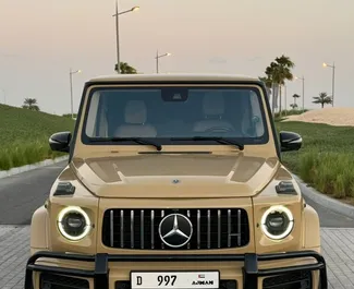 Vooraanzicht van een huurauto Mercedes-Benz G63 in Dubai, Verenigde Arabische Emiraten ✓ Auto #13589. ✓ Transmissie Automatisch TM ✓ 0 beoordelingen.