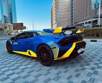 Autohuur Lamborghini Huracan STO 2023 in in de VAE, met Benzine brandstof en 640 pk ➤ Vanaf 2783 AED per dag.