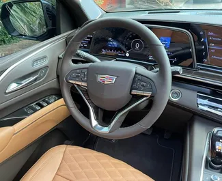 Autohuur Cadillac Escalade #13584 Automatisch in Dubai, uitgerust met 45,0L motor ➤ Van Mohammad in de VAE.