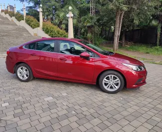 Chevrolet Cruze 2018 met Vooraandrijving systeem, beschikbaar in Koetaisi.