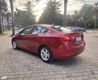 Verhuur Chevrolet Cruze. Comfort Auto te huur in Georgië ✓ Borg van Zonder Borg ✓ Verzekeringsmogelijkheden TPL, CDW.