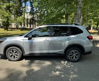 Subaru Forester 2020 beschikbaar voor verhuur in Koetaisi, met een kilometerlimiet van onbeperkt.