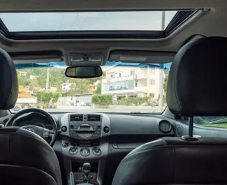 Diesel motor van 2,2L van Toyota Rav4 2007 te huur in Durrës.