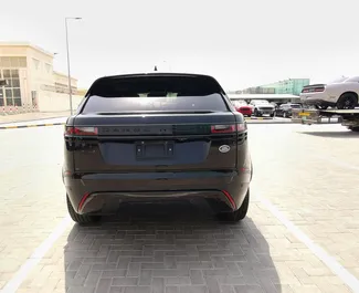 Benzine motor van 2,0L van Land Rover Range Rover Velar 2023 te huur in Dubai.