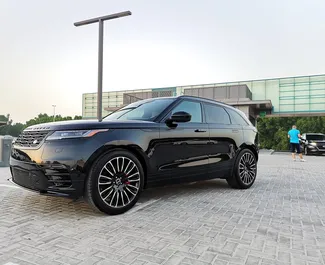 Vooraanzicht van een huurauto Land Rover Range Rover Velar in Dubai, Verenigde Arabische Emiraten ✓ Auto #13635. ✓ Transmissie Automatisch TM ✓ 0 beoordelingen.