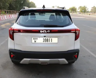 Kia Seltos 2024 met Vooraandrijving systeem, beschikbaar in Dubai.