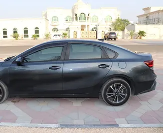 Kia Forte 2022 beschikbaar voor verhuur in Dubai, met een kilometerlimiet van onbeperkt.