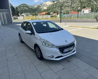Verhuur Peugeot 208. Economy, Comfort Auto te huur in Montenegro ✓ Borg van Zonder Borg ✓ Verzekeringsmogelijkheden TPL, SCDW, Buitenland.