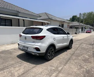 Autohuur MG ZS 2021 in in Thailand, met Benzine brandstof en 114 pk ➤ Vanaf 650 THB per dag.