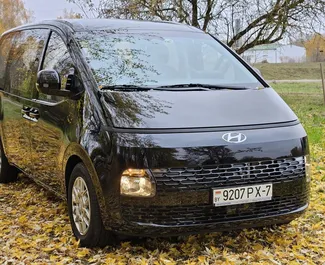 Autohuur Hyundai Staria 2024 in in Wit-Rusland, met Diesel brandstof en 177 pk ➤ Vanaf 83 USD per dag.