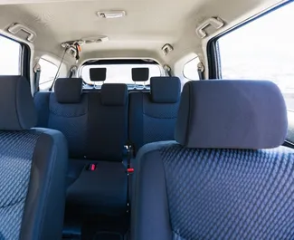 Verhuur Toyota Rush. Comfort, Crossover, Minivan Auto te huur in Georgië ✓ Borg van Zonder Borg ✓ Verzekeringsmogelijkheden TPL, SCDW, FDW, Passagiers.
