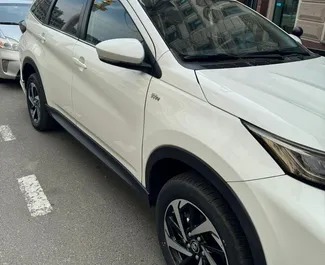 Autohuur Toyota Rush 2022 in in Georgië, met Benzine brandstof en 103 pk ➤ Vanaf 114 GEL per dag.