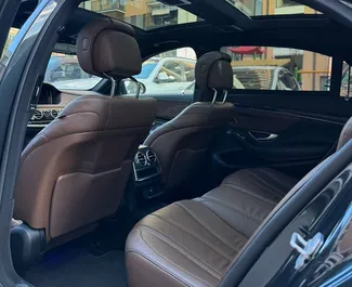 Autohuur Mercedes-Benz S500 2019 in in Georgië, met Benzine brandstof en 450 pk ➤ Vanaf 529 GEL per dag.