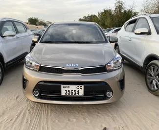 Autohuur Kia Pegas 2025 in in de VAE, met Benzine brandstof en 95 pk ➤ Vanaf 47 AED per dag.
