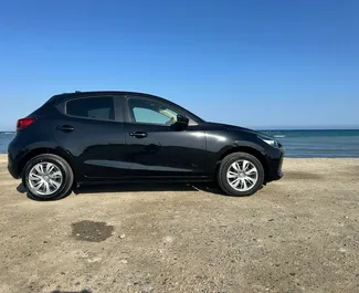 Autohuur Mazda 2 #13250 Automatisch in Larnaca, uitgerust met 1,5L motor ➤ Van Maxim in Cyprus.