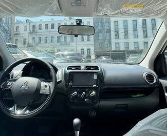 Verhuur Mitsubishi Attrage. Economy Auto te huur in Georgië ✓ Borg van Zonder Borg ✓ Verzekeringsmogelijkheden TPL, SCDW, FDW, Passagiers.