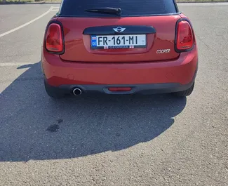 Autohuur Mini Cooper S 2018 in in Georgië, met Benzine brandstof en 198 pk ➤ Vanaf 80 GEL per dag.