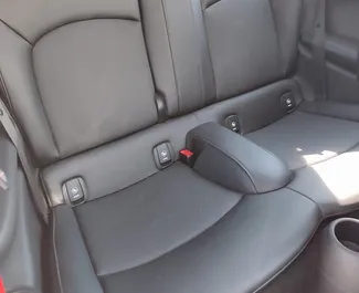 Mini Cooper S 2018 beschikbaar voor verhuur in Tbilisi, met een kilometerlimiet van 250 km/dag.