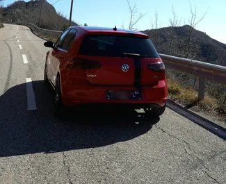 Volkswagen Golf 7 2015 beschikbaar voor verhuur in Tirana, met een kilometerlimiet van onbeperkt.