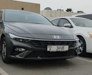 Vooraanzicht van een huurauto Hyundai Elantra in Dubai, Verenigde Arabische Emiraten ✓ Auto #13943. ✓ Transmissie Automatisch TM ✓ 0 beoordelingen.