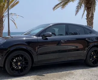 Autohuur Porsche Cayenne 2020 in in Spanje, met Benzine brandstof en  pk ➤ Vanaf 300 EUR per dag.