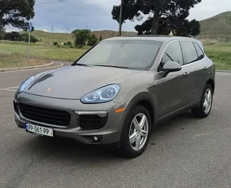 Autohuur Porsche Cayenne 2018 in in Georgië, met Benzine brandstof en 300 pk ➤ Vanaf 225 GEL per dag.