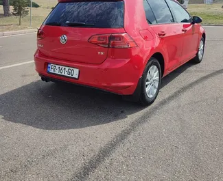 Autohuur Volkswagen Golf 8 2018 in in Georgië, met Benzine brandstof en 180 pk ➤ Vanaf 80 GEL per dag.