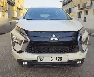 Verhuur Mitsubishi Xpander. Comfort, Minivan Auto te huur in de VAE ✓ Borg van Zonder Borg ✓ Verzekeringsmogelijkheden TPL, FDW, Geen storting.