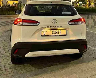Verhuur Toyota Corolla Cross. Economy, Comfort, Crossover Auto te huur in de VAE ✓ Borg van Borg van 500 AED ✓ Verzekeringsmogelijkheden TPL.